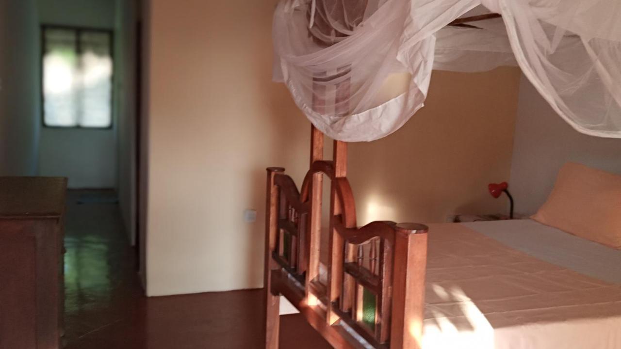 Magharibi House Apartment นูงวี ภายนอก รูปภาพ