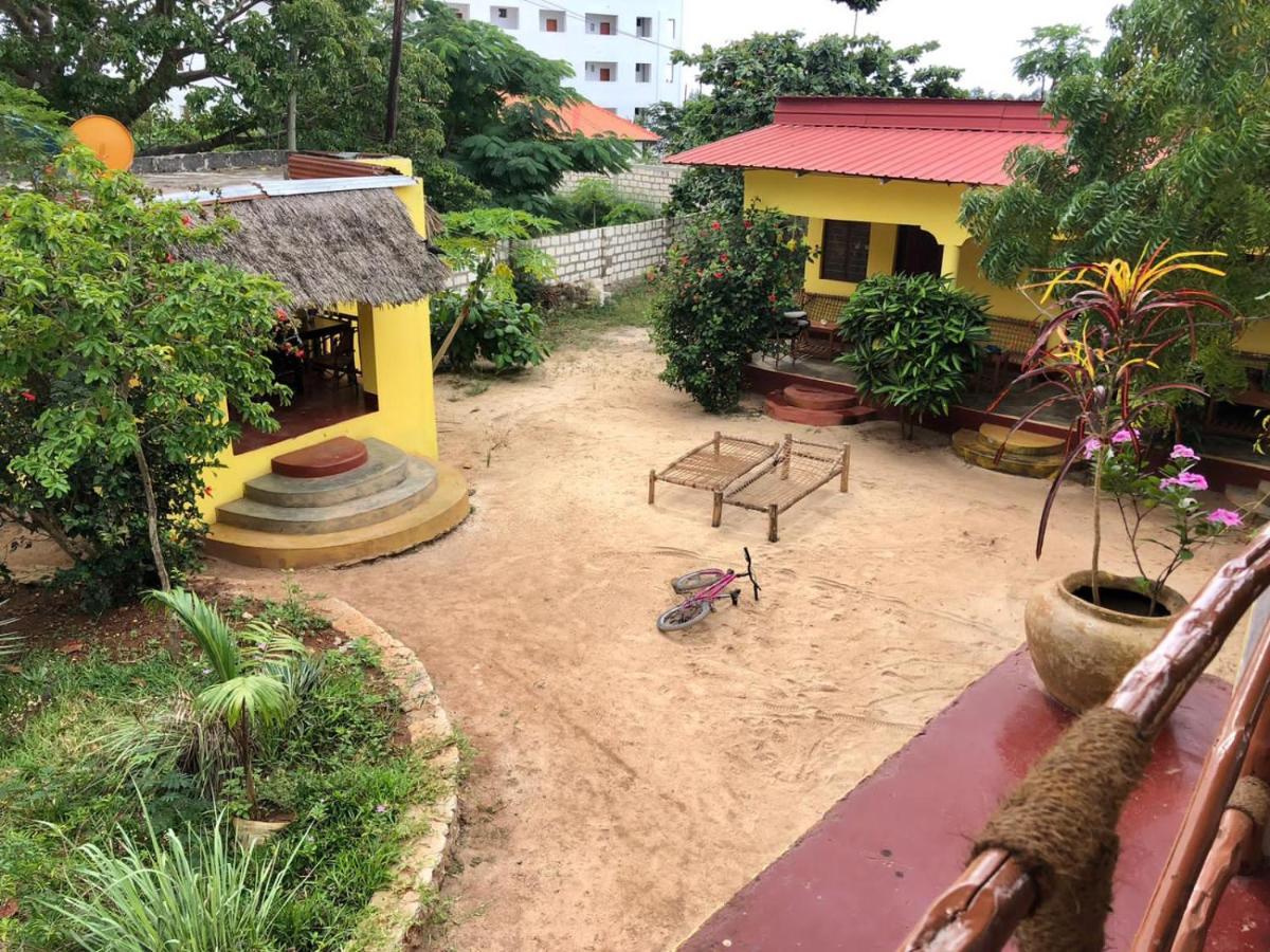 Magharibi House Apartment นูงวี ภายนอก รูปภาพ