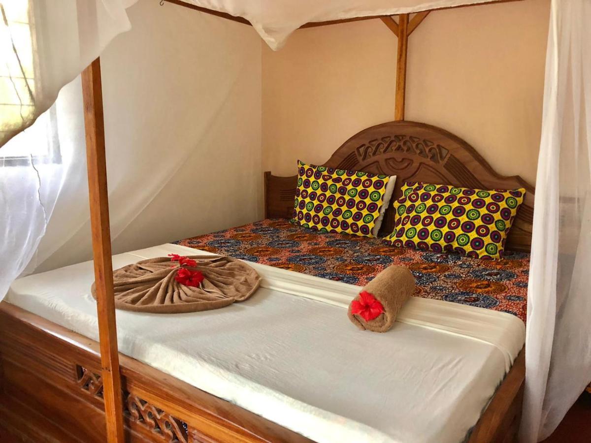Magharibi House Apartment นูงวี ภายนอก รูปภาพ
