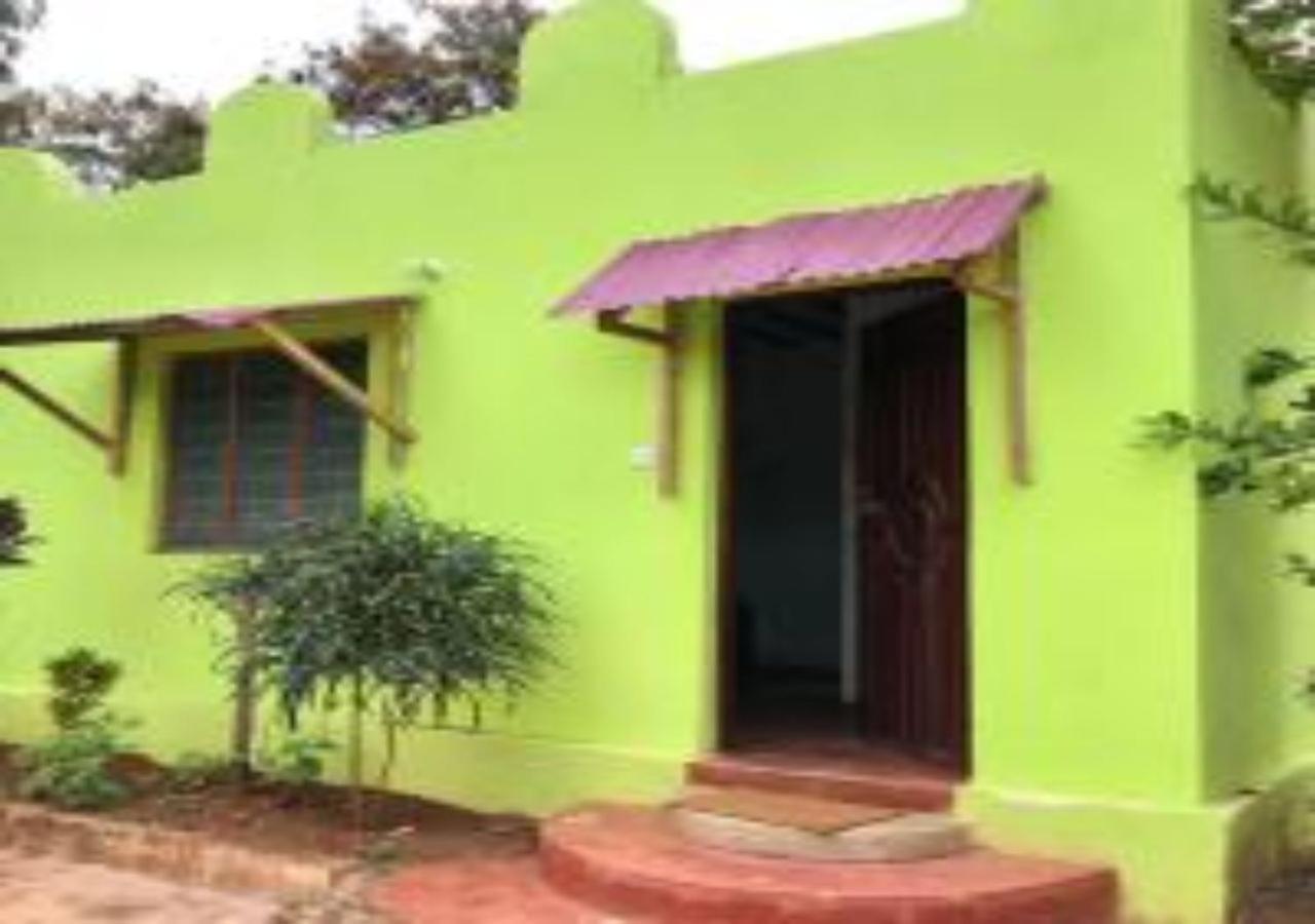 Magharibi House Apartment นูงวี ภายนอก รูปภาพ
