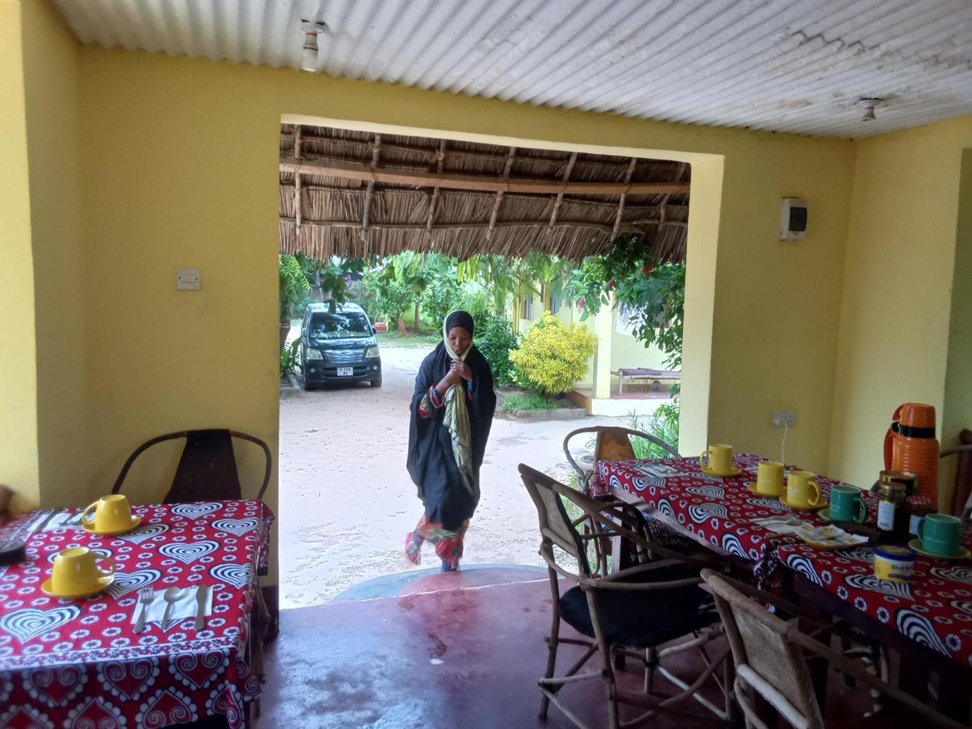 Magharibi House Apartment นูงวี ภายนอก รูปภาพ
