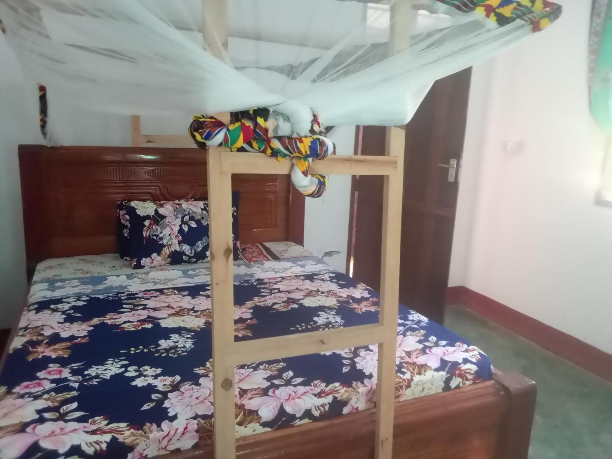 Magharibi House Apartment นูงวี ภายนอก รูปภาพ